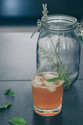 Kombucha bocal et verre