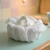Skyr dans son filet pour l'égoutter